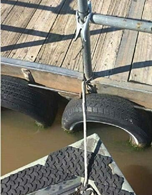 Load image into Gallery viewer, The Original Brush Gripper Made in the USA. Securely Anchor Your Kayak, Canoe or Boats up to 22 Feet in Seconds. the Harder You Pull the Tighter It Grips
