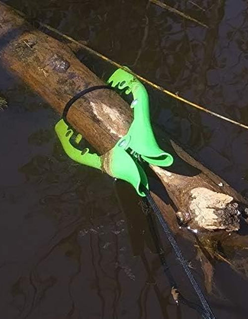 Load image into Gallery viewer, The Original Brush Gripper Made in the USA. Securely Anchor Your Kayak, Canoe or Boats up to 22 Feet in Seconds. the Harder You Pull the Tighter It Grips
