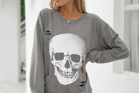 Women'S Halloween Sweatshirts Skull Graphic T Shirts Long Sleeve Pullover Tops Gothic Fall Clothes 2025